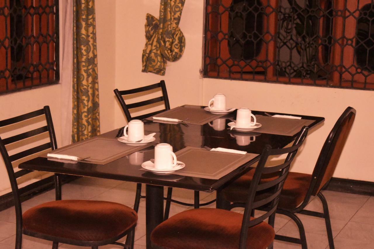 Leinmach House Nyali Hotell Mombasa Eksteriør bilde